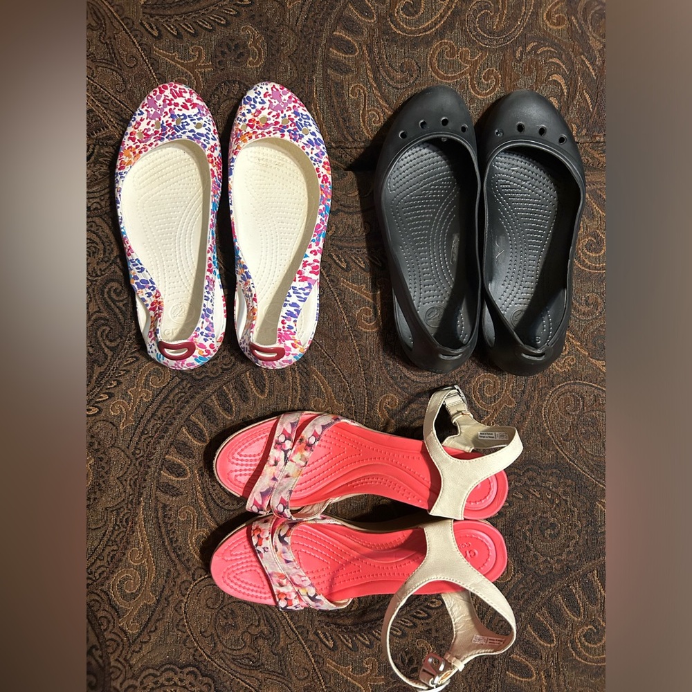 CROCS CROCS good condition 3 pairs for 1 price